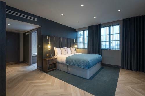 The Heyford Hotel