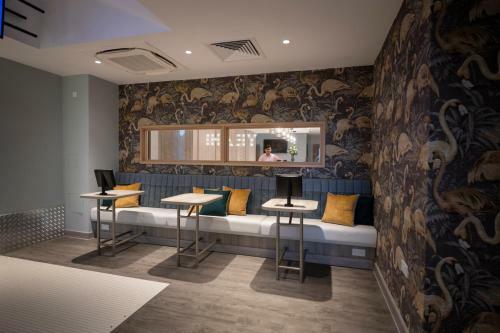 The Heyford Hotel