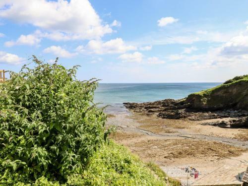 2 Cliff Cottages