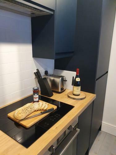 Apartamento The Aviator - Stunning 1 Bed With Large Balcony