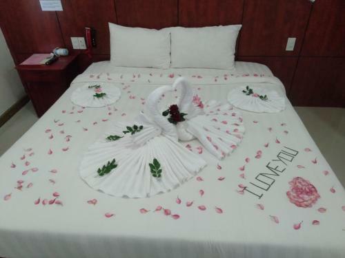 Rose Garden Hotel