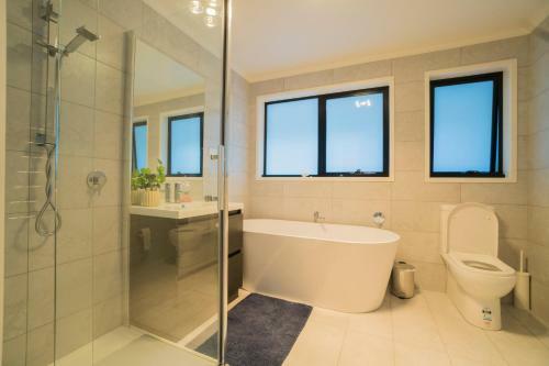 Hostal Amazing Sea Views Luxury Guest House