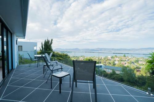 Hostal Amazing Sea Views Luxury Guest House