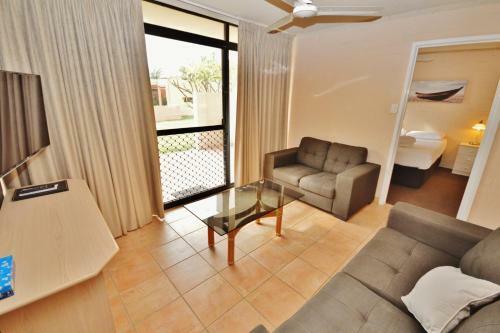 Riverview Holiday Apartment 60 - Kalbarri Wa