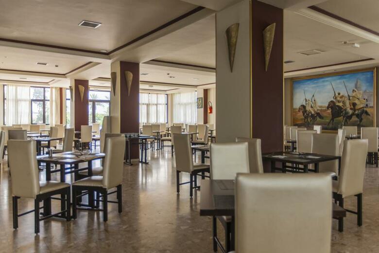 Hotel Oasis