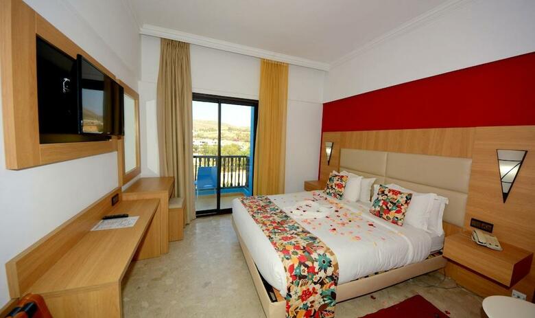 Hotel Oasis