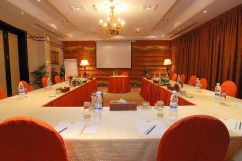 Hotel Al Jawhara Gardens