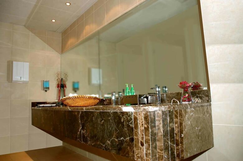 Hotel Al Jawhara Gardens