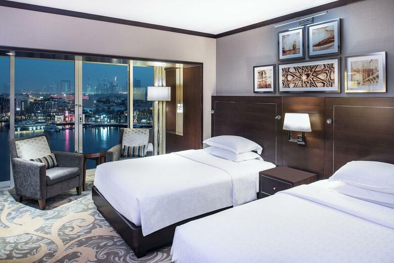 Sheraton Dubai Creek Hotel And Towers