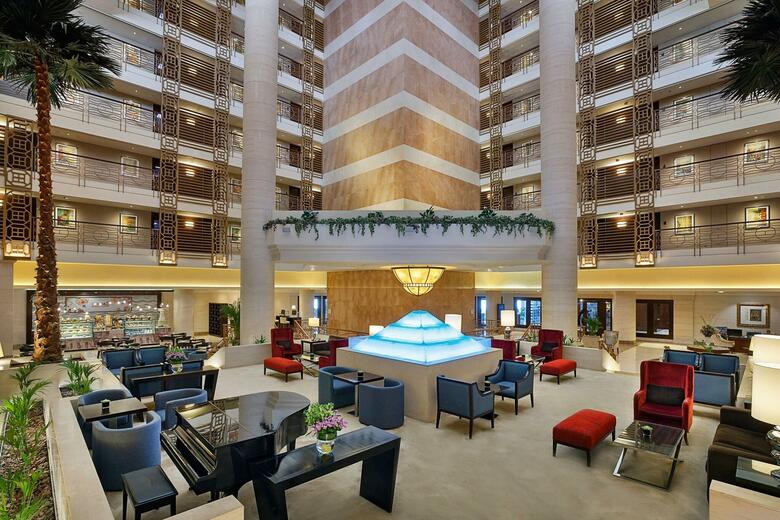 Sheraton Dubai Creek Hotel And Towers