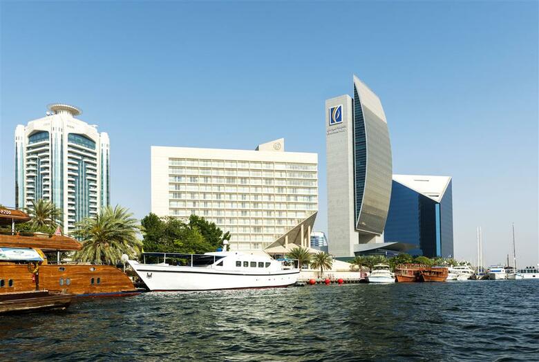 Sheraton Dubai Creek Hotel And Towers