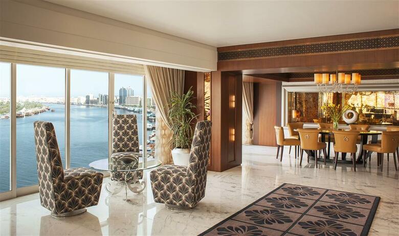 Sheraton Dubai Creek Hotel And Towers