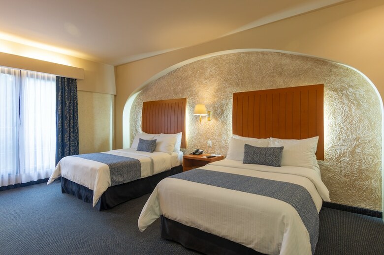 Hotel Flamingo Inn