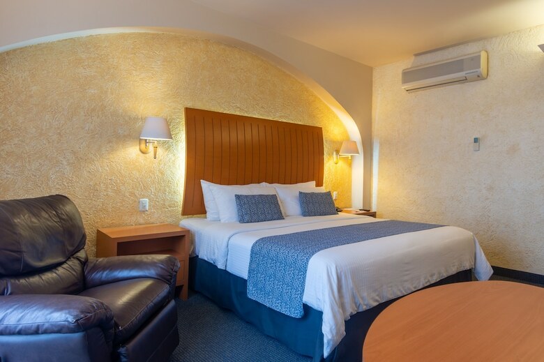 Hotel Flamingo Inn
