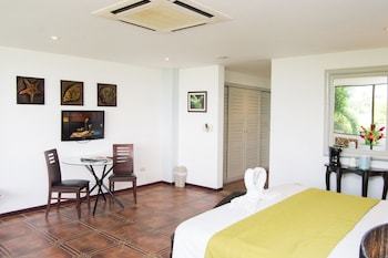 Hotel La Mansion Inn (.)