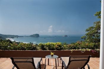 Hotel La Mansion Inn (.)