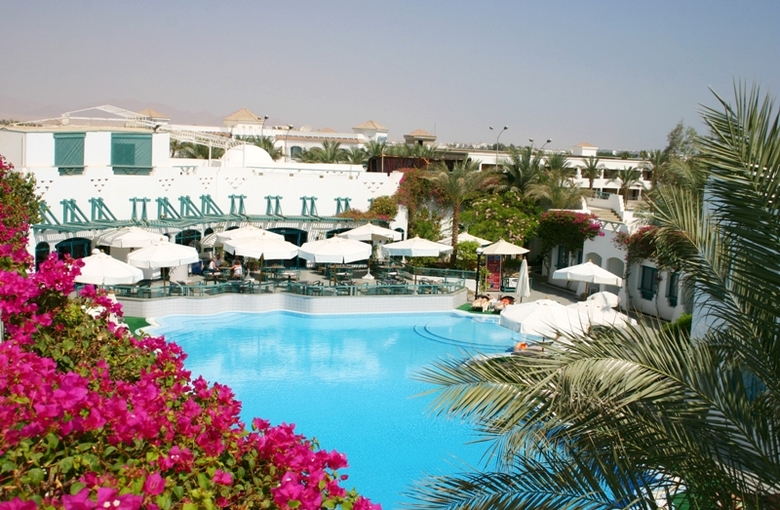 Hotel Falcon Hills