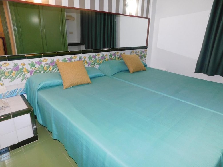 Apartamentos Destinos de Sol La Miner�a Roquetas de Mar