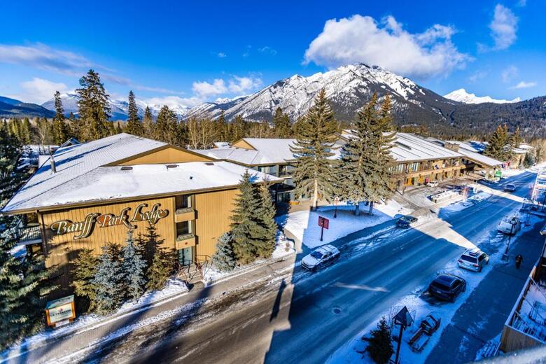 Hotel Banff Park Lodge