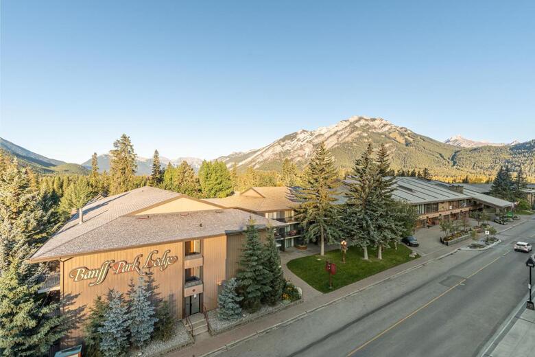 Hotel Banff Park Lodge