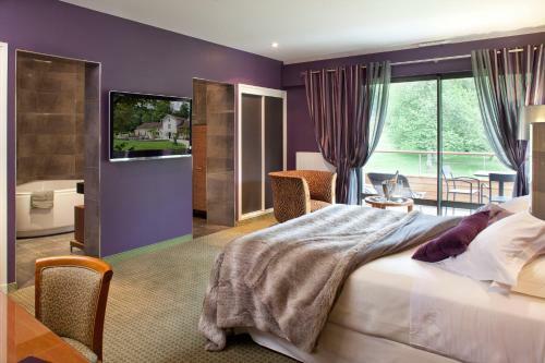 Hotel La Source Bleue