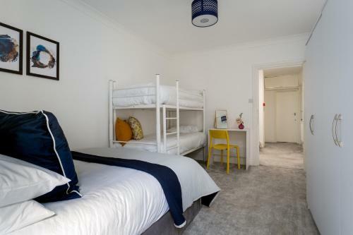 Brand New! Torquay Heights Luxury Apartments