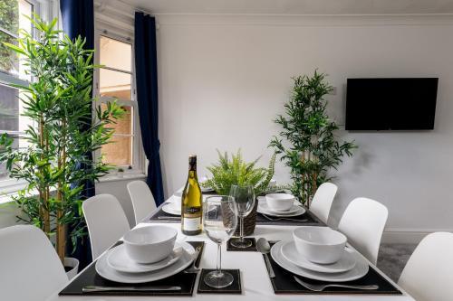Brand New! Torquay Heights Luxury Apartments