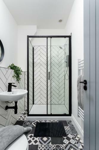 Brand New! Torquay Heights Luxury Apartments