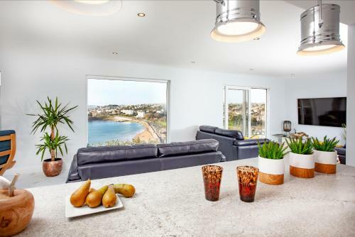 Apartamento De'nada, Vernon Court