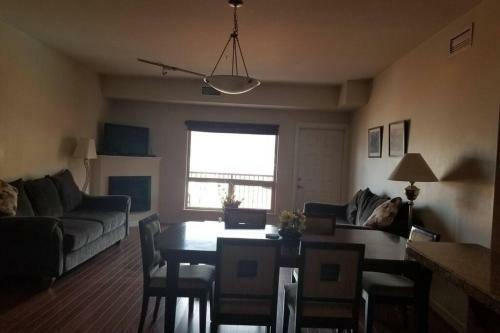 Apartamento Mesmerizing 3-bedroom Condominium, Lakeshore Villas