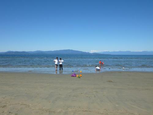 Rathtrevor Beach B&B