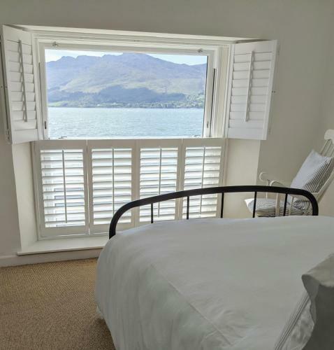 'a Room With Seaview' On Carlingford Lough