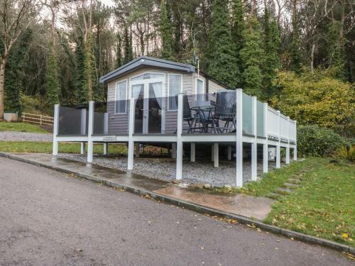 Woodside Retreat