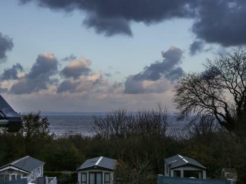 Woodside Retreat