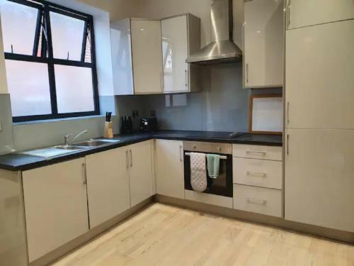 Apartamento Beautiful 1 Bedroom Flat Right On Watford High St