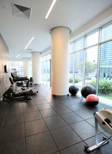 H Luxury Apartment At Surfers Paradise High Floor