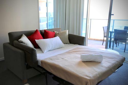 H Luxury Apartment At Surfers Paradise High Floor
