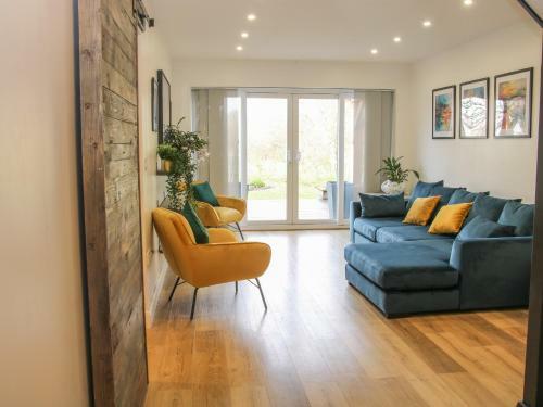 Prestbury House