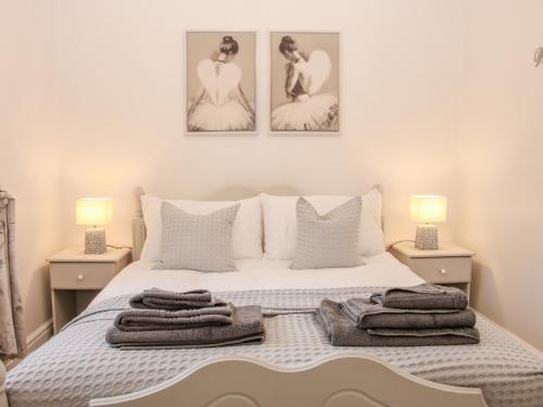 Prestbury House