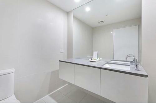 Apartamento Circle On Cavill Sub Penthouse W/ 4 Bedrooms
