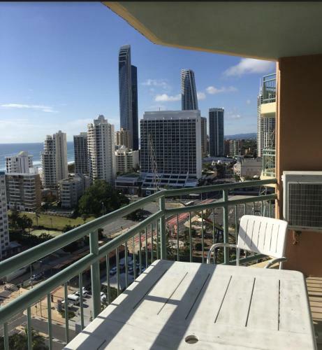 Apartamento Crown Towers