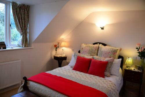 Bed & Breakfast Middle Farm Cottage