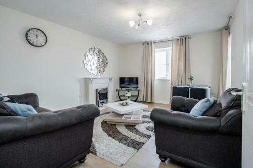 Captivating 3-bed Apartment In Grays