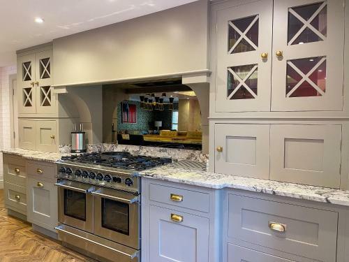 5* Luxury Home With Cinema & Games Room
