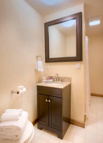 Posada Elk Refuge Inn