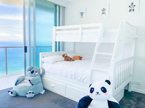 Air On Broadbeach Beachfront 2level Stunning Apartment With 180 Degree Views