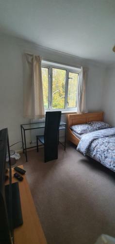 Hostal Spacious And Serene Stay Near Milton Keynes Centre