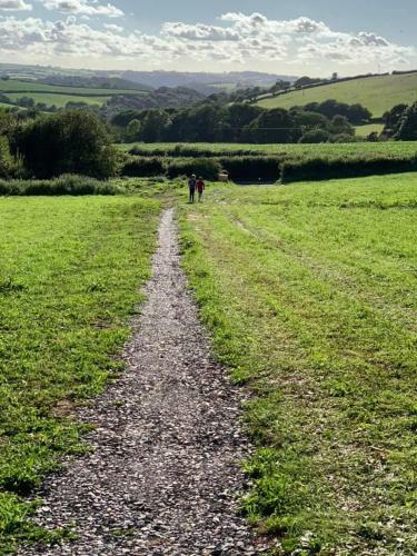 Lower Whitsleigh Farm Luxury Safari Glamping Lodge