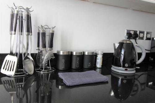 Spacious Central Chic Apartment - Simply Check In