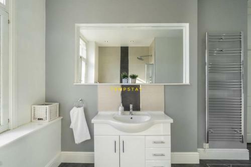 Apartamento The Cobbles - Next To Windsor Castle & Parking
